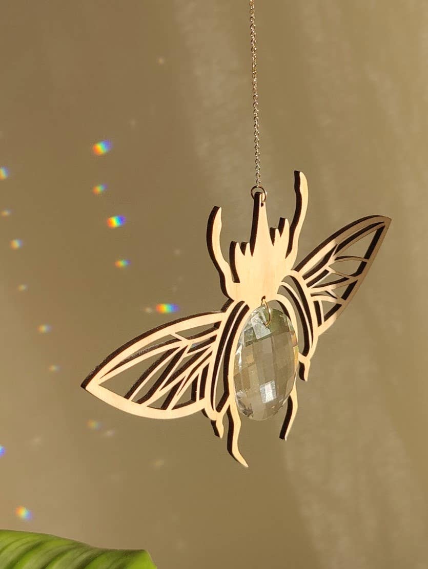 SCARABEE | Handmade suncatcher with glass crystal & wooden design