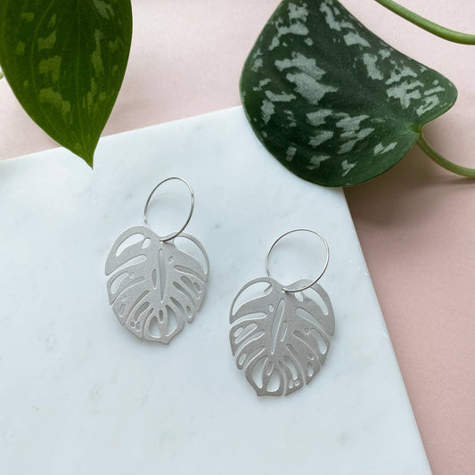 BOUCLES D'OREILLES CRÉOLES MONSTERA | ARGENT