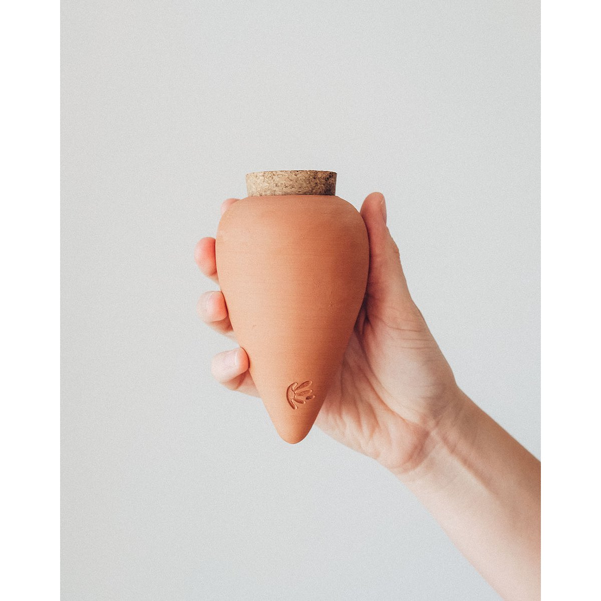TERRACOTTA | Olla Water Dispenser