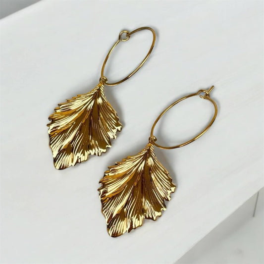 Goldene Blätter | Ohrringe aus Gold