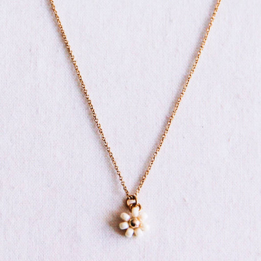IN THE FLOWER FIELD | Delicate daisy necklace in gold 