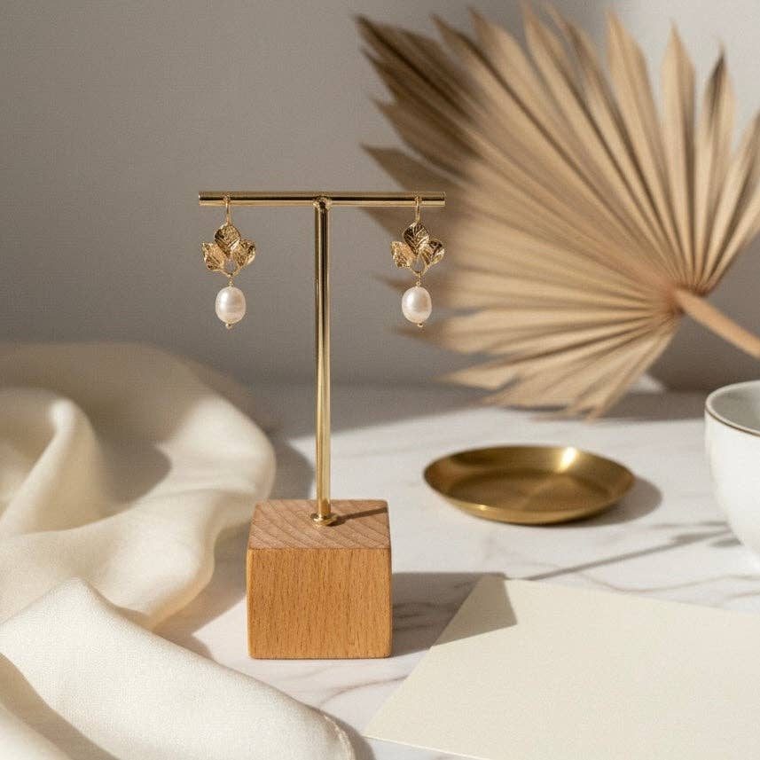 DAISY | Boucles d'oreilles en or 18 carats avec perles d'eau douce