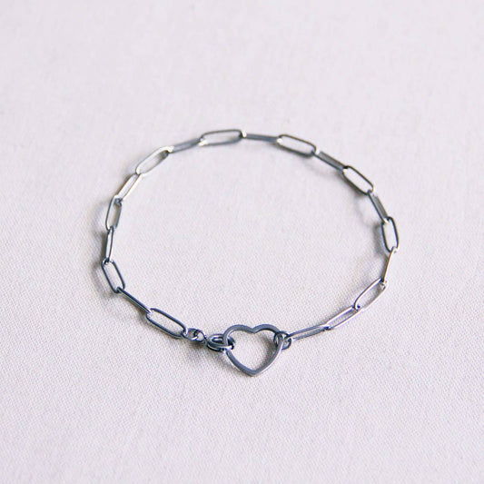 TINI | Armband mit Herzverschluss in SIlber