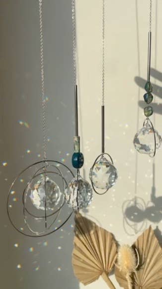 CIRCLES | Silberner handgemachter Suncatcher mit Glaskristall