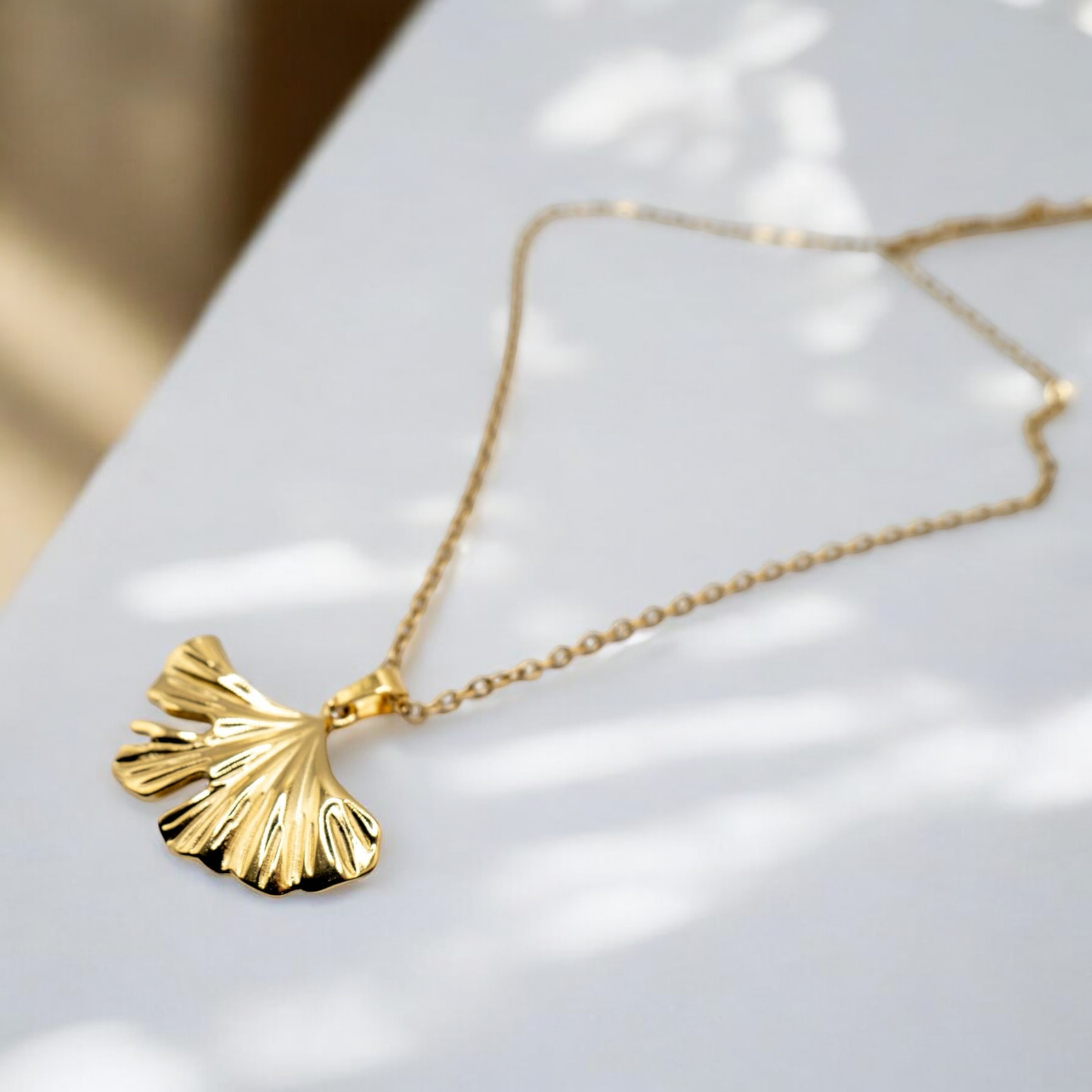 GINGKO 18K | Goldene Halskette