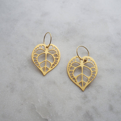 BOUCLES D'OREILLES CRÉOLES ANTHURIUM CLARINERVIUM | OR