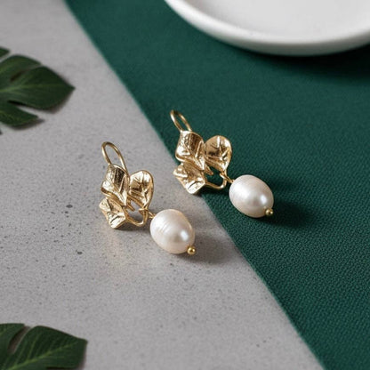 DAISY | Boucles d'oreilles en or 18 carats avec perles d'eau douce