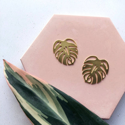 MONSTERA OHRSTECKER | GOLD