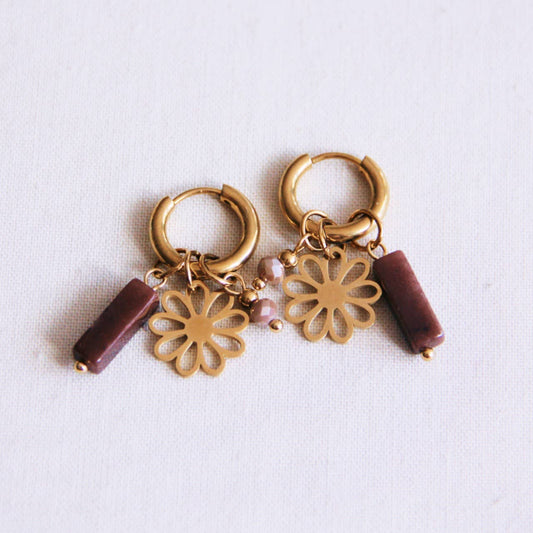 CHARMING FLOWER | Hoop earrings with gemstones and flower in gold