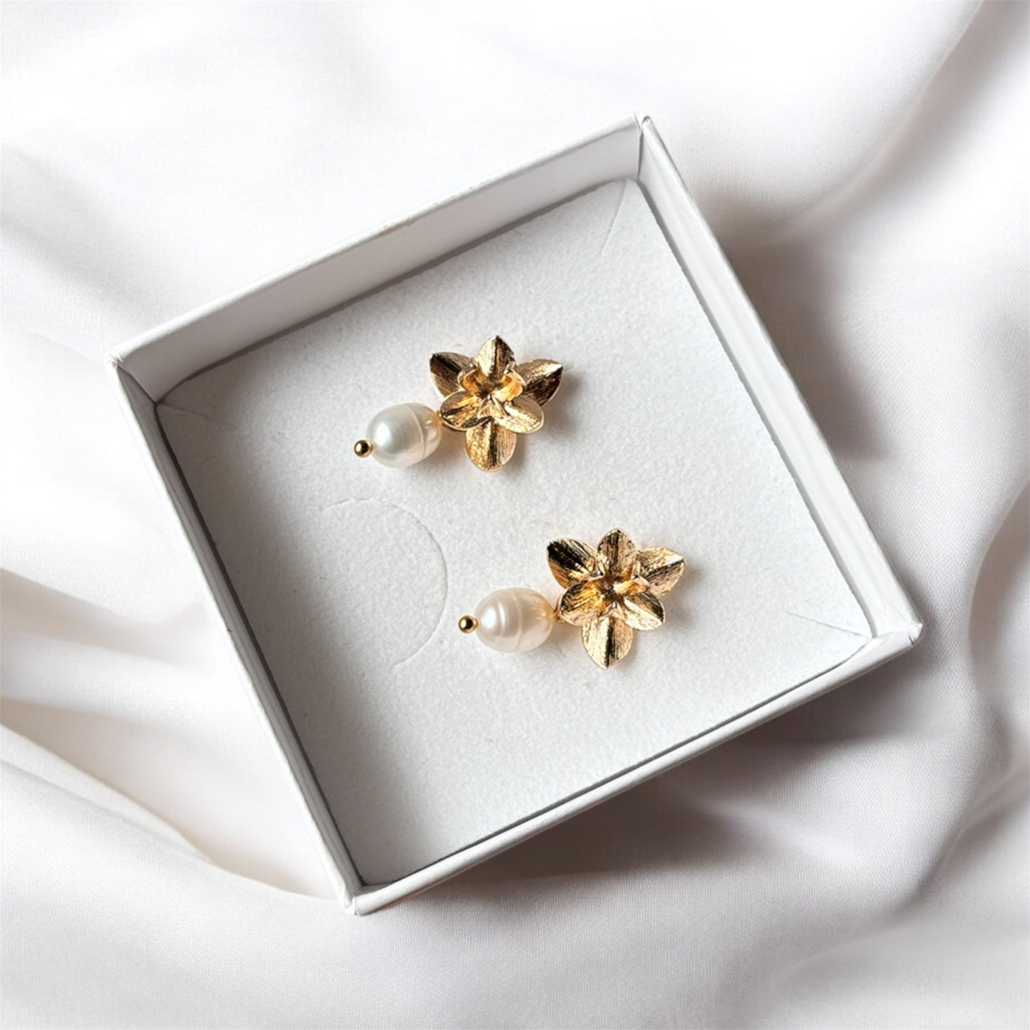 AMARYLLIS OHRRINGE | Gold