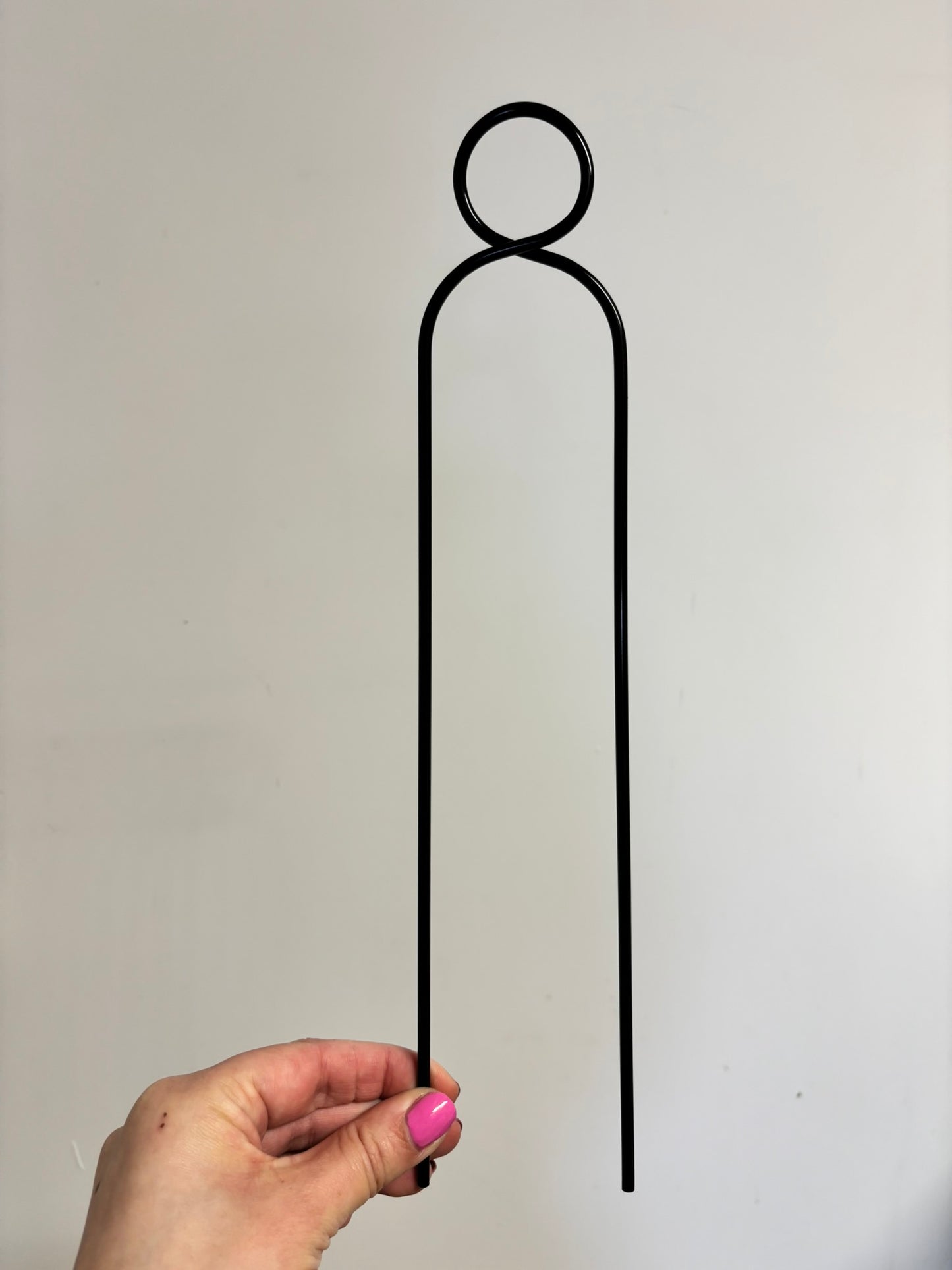 POMPOM | Schwarzer Rankstab aus rostfreiem Metall, Höhe 34cm