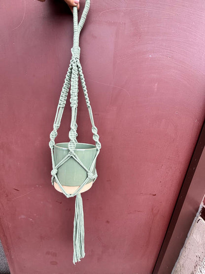 HANA SAGE | Hanging basket XL in green 