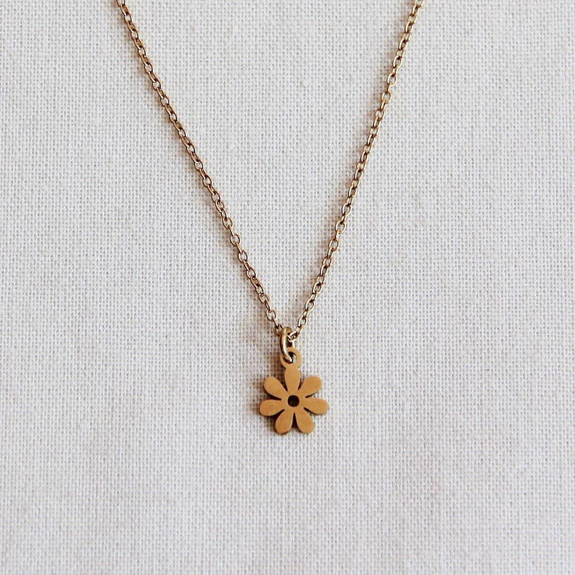 SOFT BLOSSOM | Zarte blumige Halskette in Gold