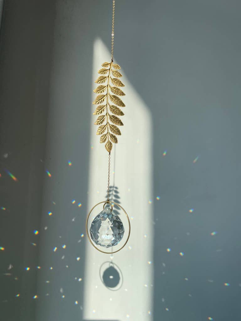 LEAF | Handgemachter Suncatcher mit Glaskristall & goldenem Blatt