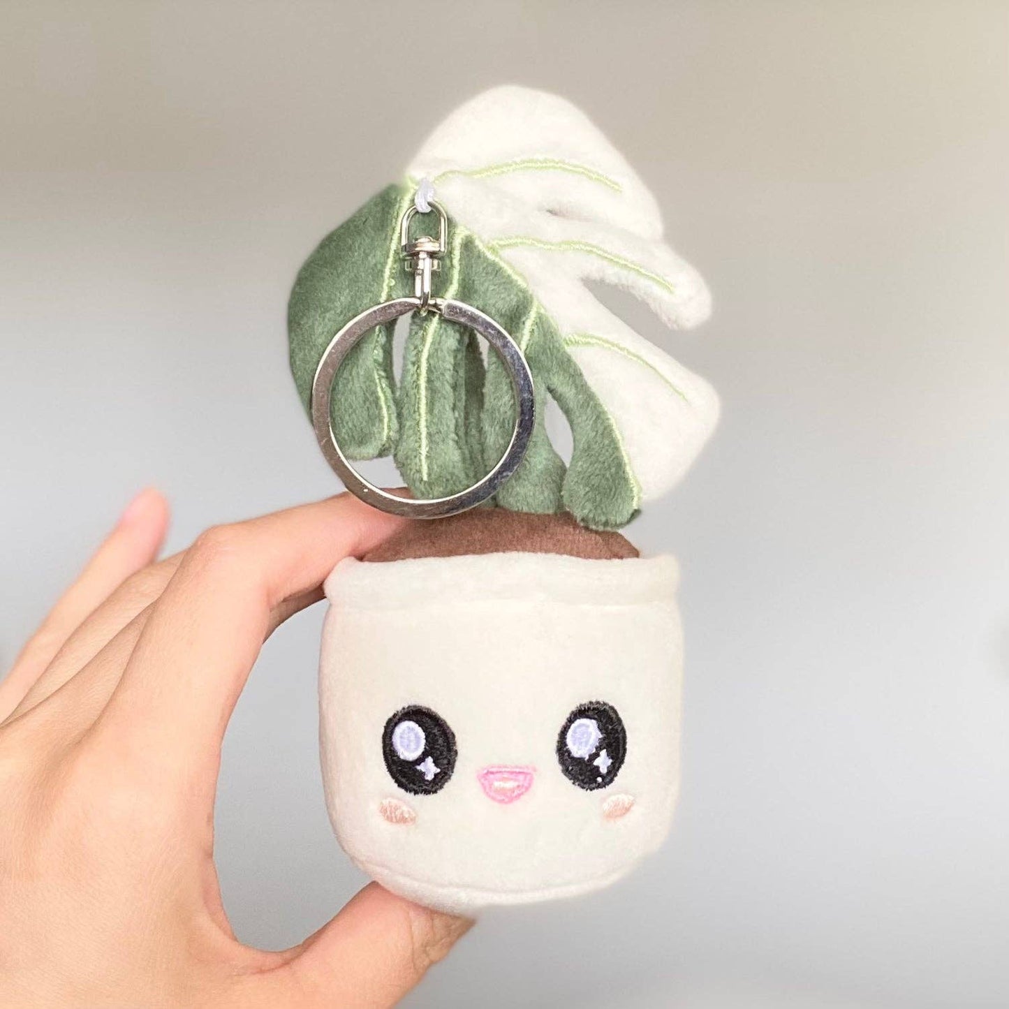 MONSTERA DELICIOSA ALBO VARIEGATA | Porte-clés plante en tissu