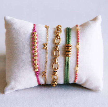 ALL HEARTS | Zartes Armband mit Herzen in Gold