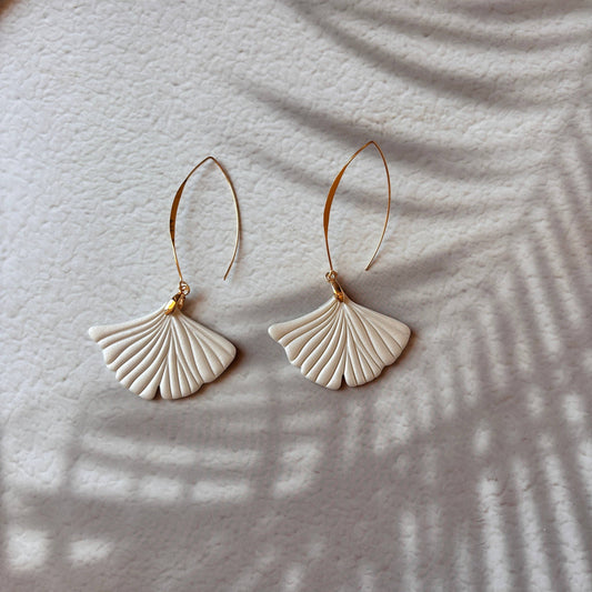 GINGKO LA PERLA BOTANIQUE | Boucles d'oreilles créoles dorées