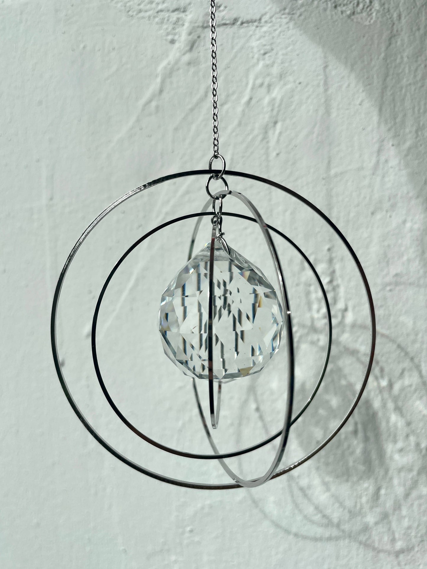 CIRCLES | Silberner handgemachter Suncatcher mit Glaskristall