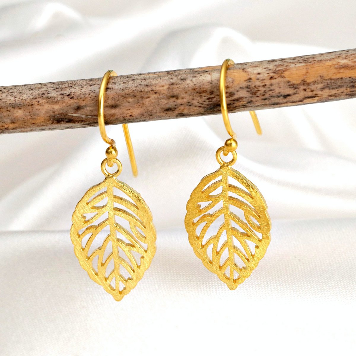 BLATT OHRRINGE | GOLD