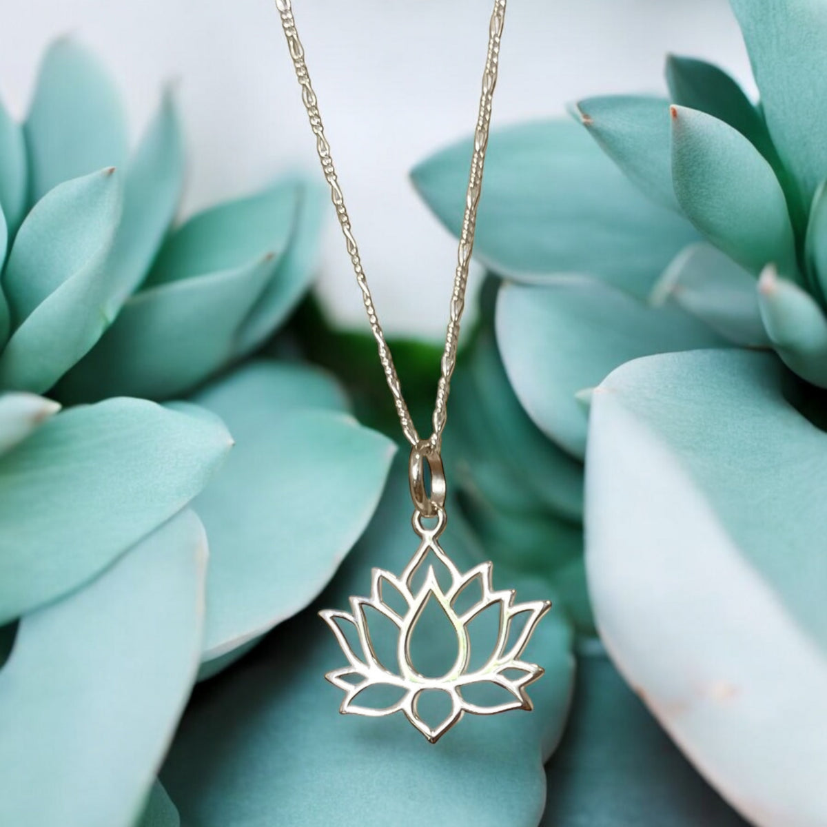 LOTUS NECKLACE | SILVER