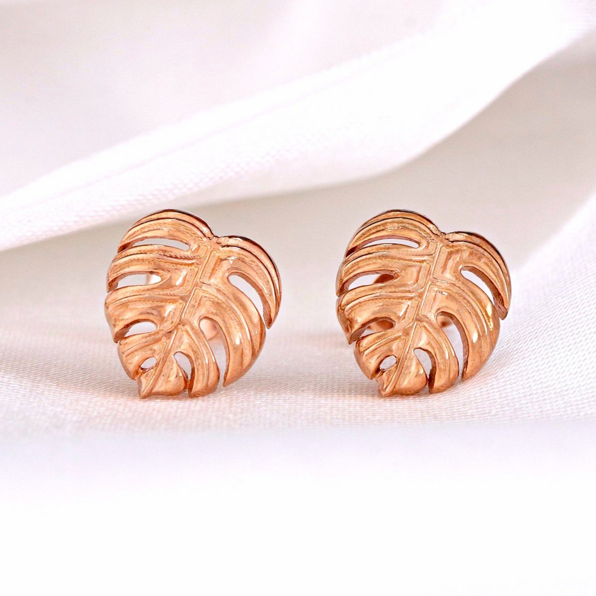 MONSTERA OHRSTECKER | ROSEGOLD